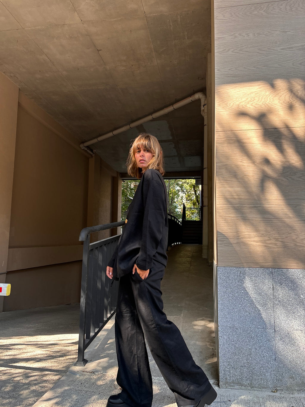 Set easy black