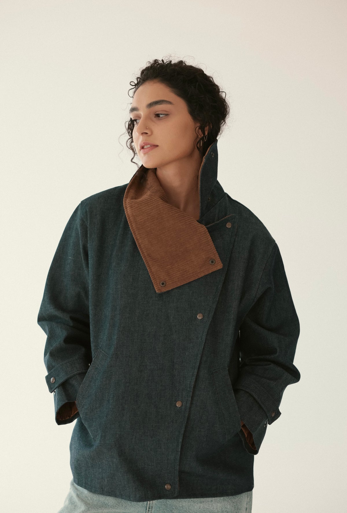Denim jacket with brown collar detail