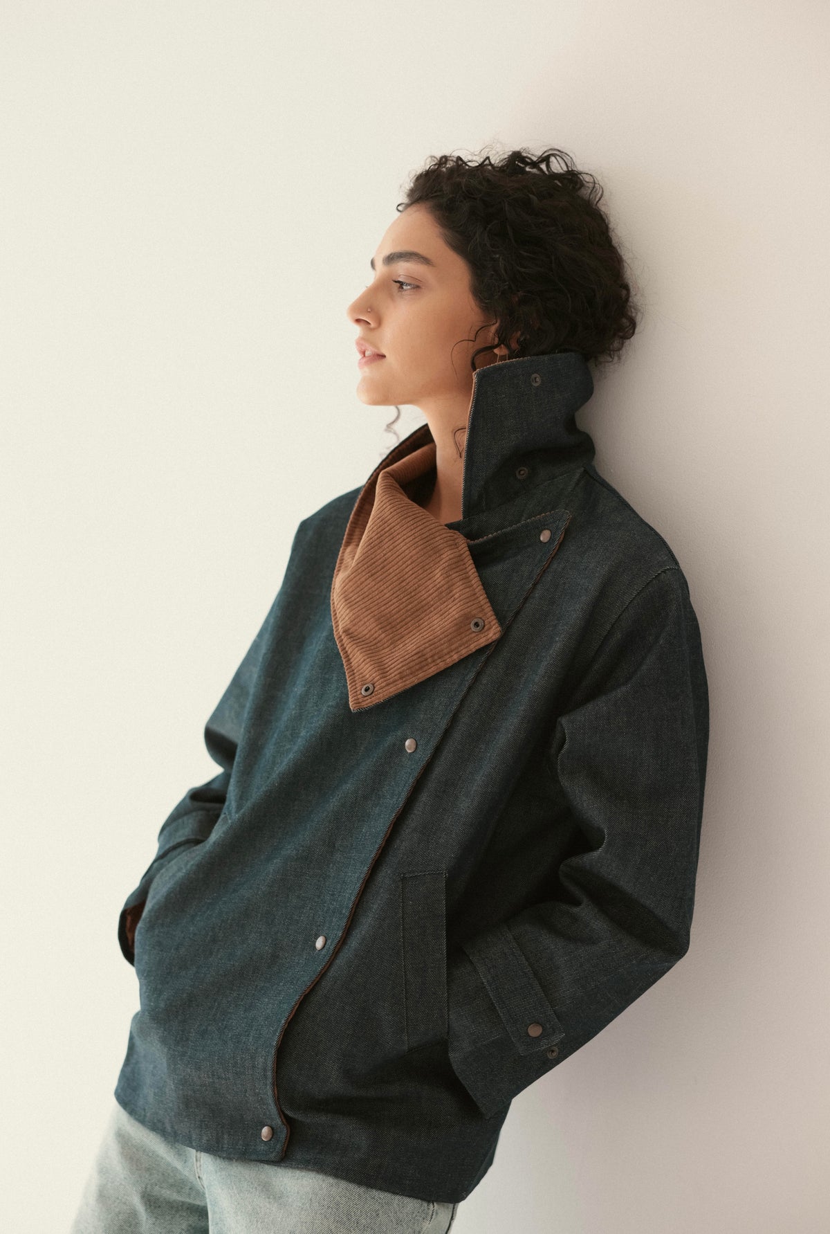 Denim jacket with brown collar detail
